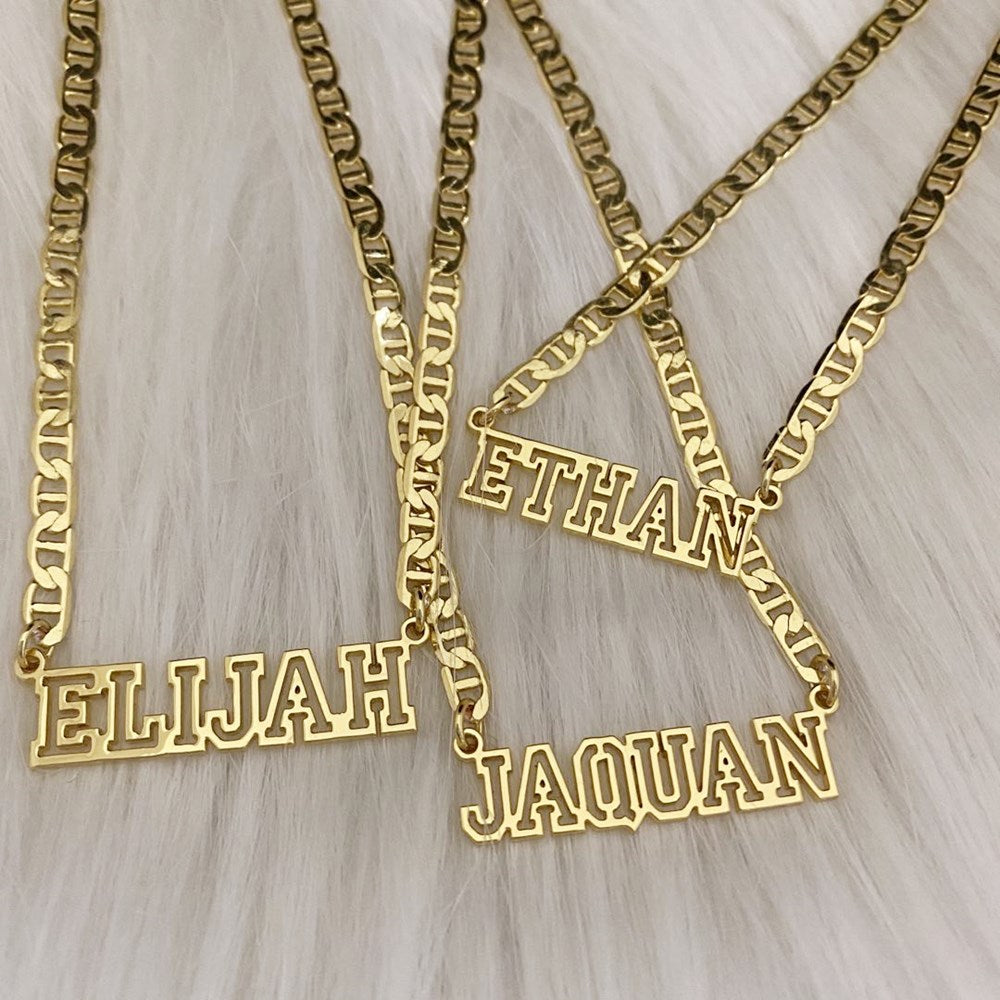 Women and Men Customised Necklace with name Flat Chain